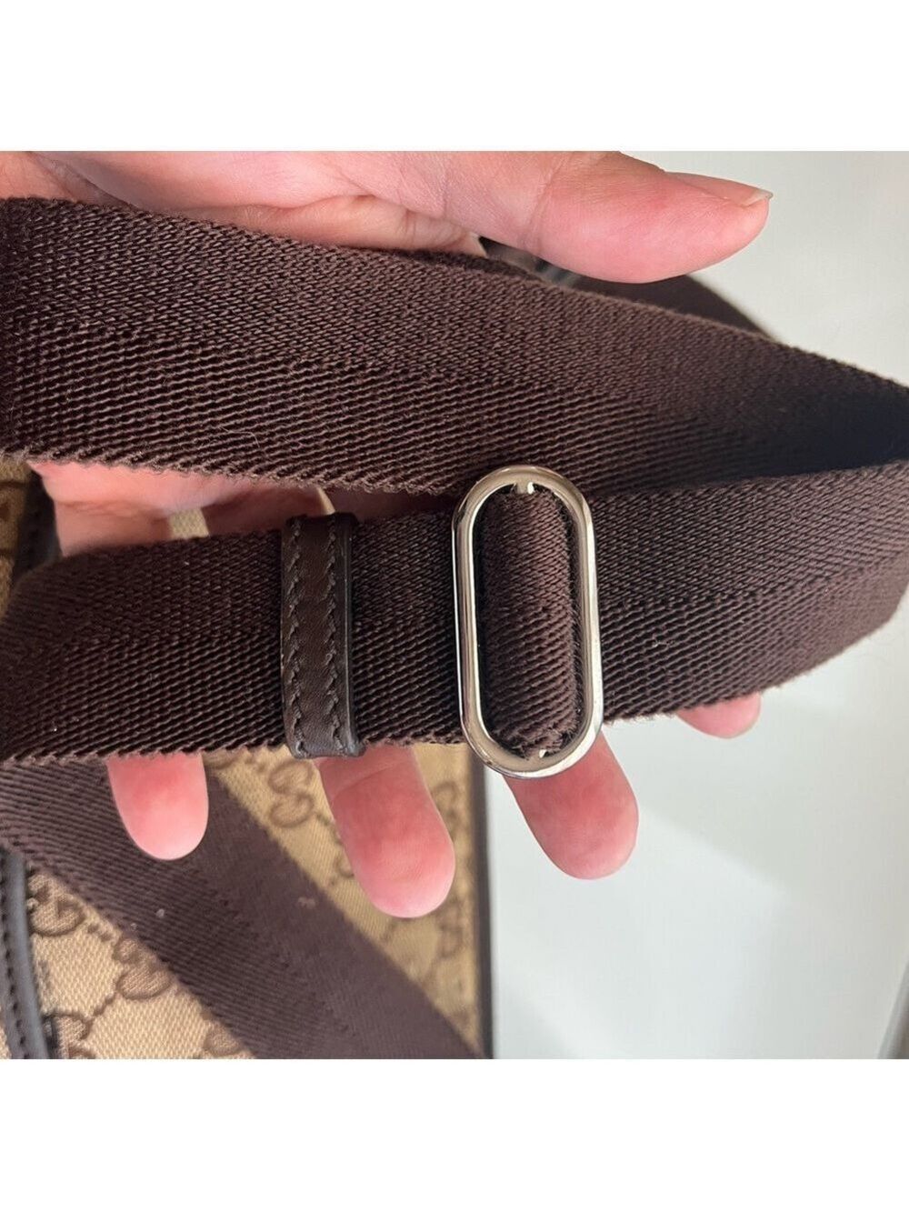 GUCCI MONOGRAM BROWN MESSENGER SLING BAG - Picture 11 of 16